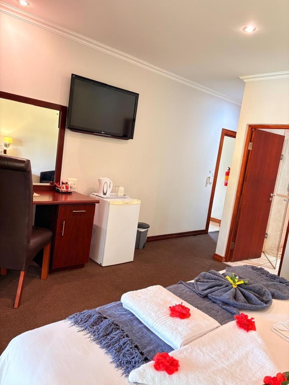 Rio Vista Lodge Malalane Ngoại thất bức ảnh