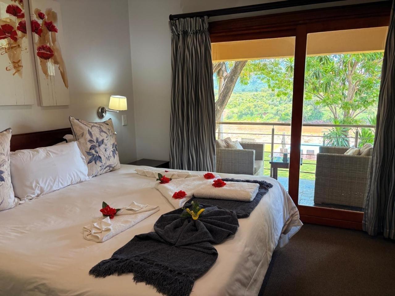 Rio Vista Lodge Malalane Ngoại thất bức ảnh